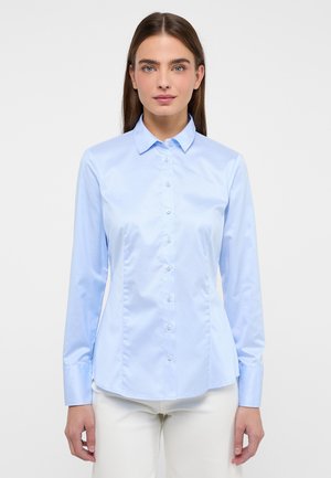 Eterna COVER SHIRT - FITTED - Overhemdblouse - hellblau