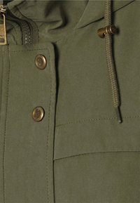 ONLY Petite Parkas - green