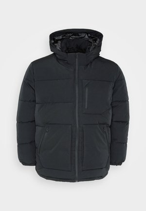 Schwarze gepolsterte Winterjacke mit Kapuze, ausgestattet mit einem durchgehenden Reißverschluss, zwei vorderen Taschen und einer kleinen Brusttasche, glatte Textur.