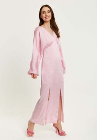 Liquorish WITH SLEEVE SLITS - Maxi dress - pink
