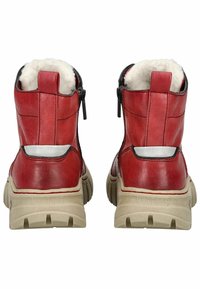 Mustang Botines - rot