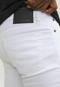 Jack & Jones Slimfit džínsy - white
