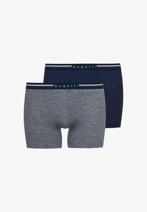 Zwei Herren-Boxershorts, eine einfarbig marineblau, die andere gestreift in Marine und Weiß, beide mit einem marineblauen elastischen Bund, der mit "bugatti" gebrandet ist.