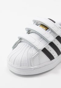 adidas superstar slip on enfant deepblue