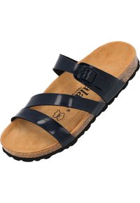Granatowe klapki z dwiema błyszczącymi paskami, regulowanym zapięciem, korkową wkładką oraz teksturowaną czarną gumową podeszwą. Lekkie i otwarte w konstrukcji.
