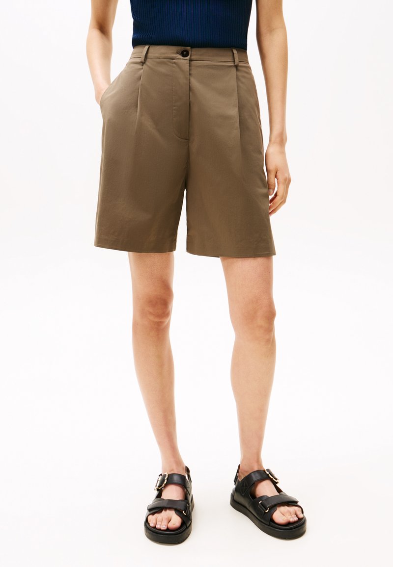 Tommy Hilfiger - Shorts - tundra brown, Enlarge
