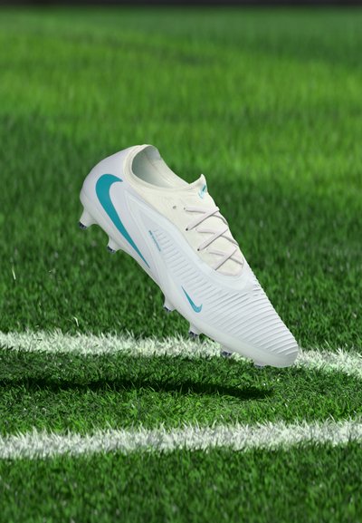 Nike Performance PHANTOM 6 LOW PRO AG