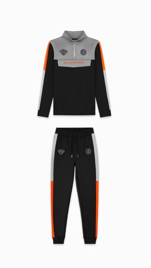 Tracksuit - black