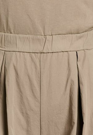 LolaLiza, MIXED FABRIC JUMPSUIT MIXED FABRIC JUMPSUIT - Overal - taupe