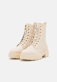 Anna Field Fűzős bokacsizmák - off-white