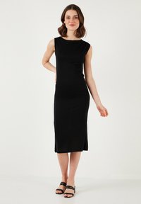 Unselected, black