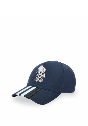 Casquette de baseball bleu marine avec Snoopy tenant un ballon de football brodé sur le devant et trois bandes blanches, bleu clair et noires sur la visière.