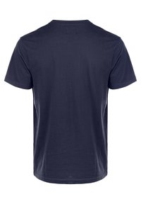 T-shirt en coton bleu marine avec un col rond classique et des manches courtes, présentant une texture simple et lisse ainsi qu'une coupe décontractée.
