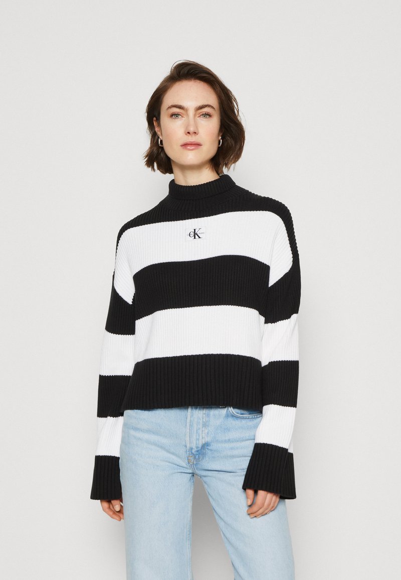 Calvin Klein Jeans LABEL CHUNKY SWEATER - Svetrík - black/bright white