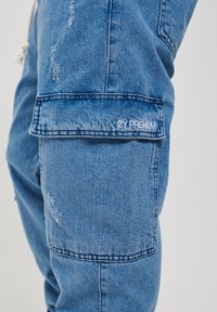 2Y Premium Tapered-Farkut - blue