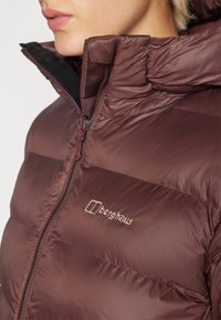 Berghaus EWDEN  - Vinterjakke - cedar brown