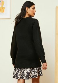 Love & Roses REGULAR FIT - Stickad klänning - black