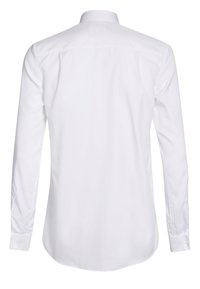 Camicia bianca a maniche lunghe con colletto classico, texture in cotone liscio e orlo curvo. Presenta polsini con bottoni e nessun motivo distintivo.