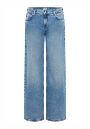 Lyseblå denim vidde bukser med høj talje, forlommer og knaplukning. Stoffet virker blødt med en let falmet finish.