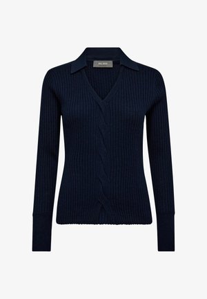 Námořnická modrá žebrovaná svetr s výstřihem do V a dlouhými rukávy, se kontrastním límcem a složitými vertikálními vzory.
