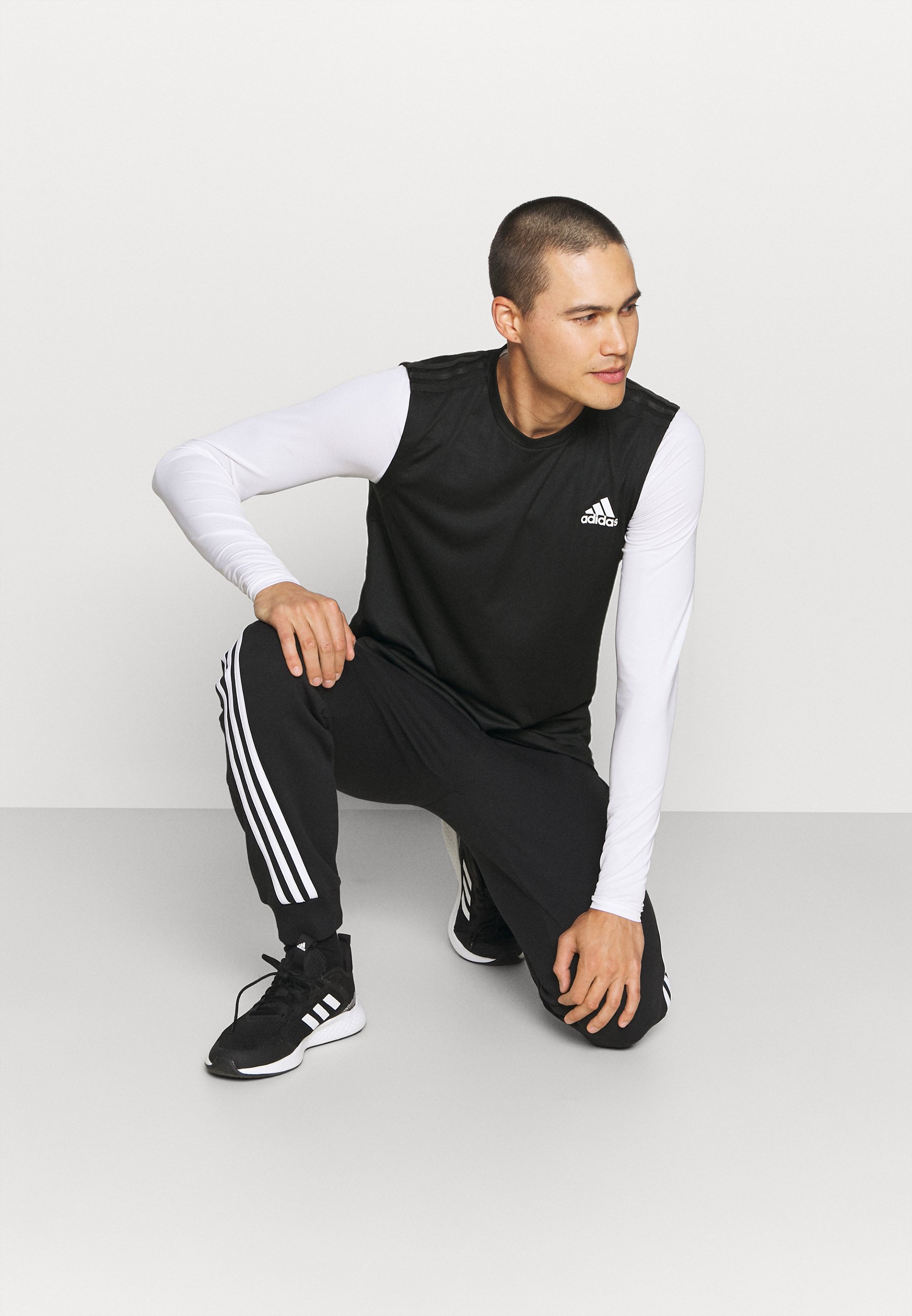 Uomo DESIGN 2 MOVE 3-STRIPES AEROREADY PRIMEGREEN TRAINING WORKOUTSLEEVELESS T-SHIRT - Top Uomo DESIGN 2 MOVE 3-STRIPES AEROREADY PRIMEGREEN TRAINING WORKOUTSLEEVELESS T-SHIRT - Top