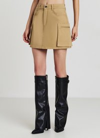 Calliope PANTALONE CON TASCHE CARGO - Minigonna - beige medio