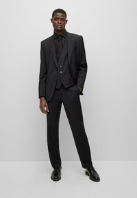 BOSS JASPER - Gilet elegante - black one