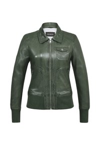 Giacca in pelle verde con zip frontale, colletto a camicia, taschino singolo sul petto, polsini a costine e silhouette aderente. Texture liscia con dettagli cuciti.