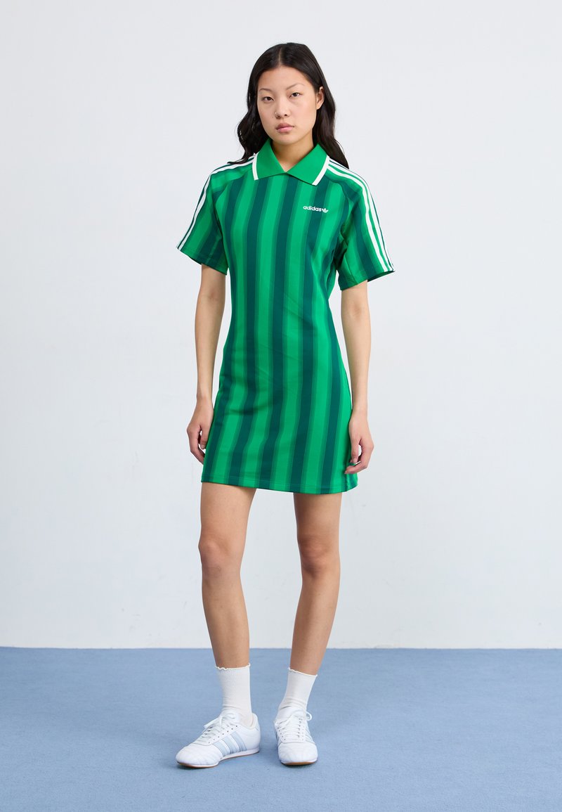 adidas Originals FOOTIE - Jersey dress - green - Zalando.ie