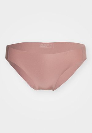 Różowe, bezszwowe bikini z gładką, matową fakturą i niskim stanem. Metka widoczna wewnątrz pasa.