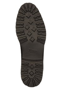 Schwarze Gummisohle mit tiefen Profiltiefen, Rautenmuster und linearen Rillen. Verfügt über eine strukturierte Oberfläche und ein sichtbares Markenlogo.