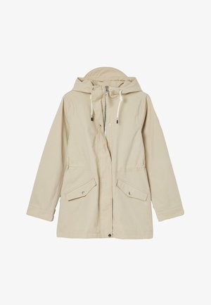 Chaqueta beige con capucha, cremallera frontal, botones a presión, cordones ajustables y dos bolsillos con solapa y cierre a presión.