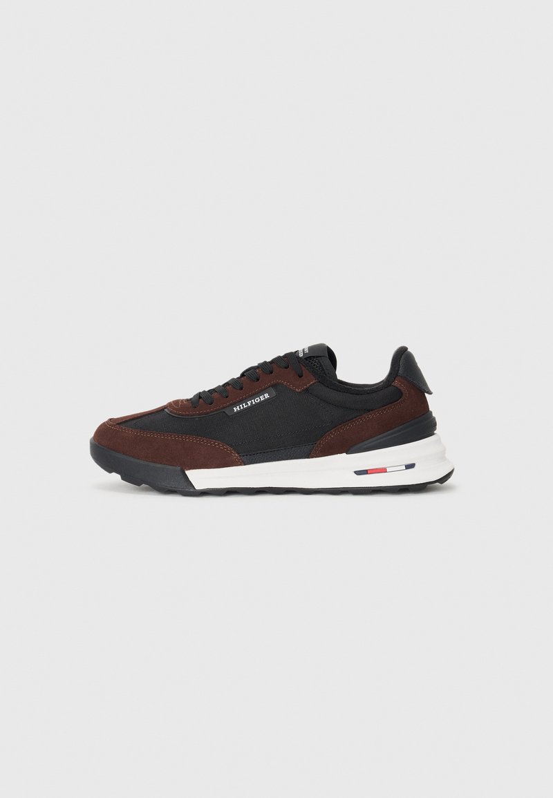 Tommy Hilfiger RETRO RUNNER MIX - Trainers - black/cocoa