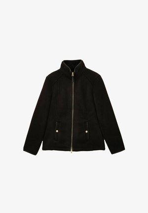 Schwarze Fleecejacke mit hohem Kragen, Frontreißverschluss, seitlichen Taschen mit goldenen Akzenten und strukturiertem Nähen. Weiche Textur und lässiges Design.
