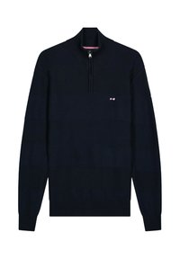Pull en tricot bleu marine avec un col montant, zip demi-long et texture à côtes horizontales. Présente un petit logo sur la poitrine gauche.