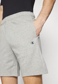 Champion BASICS BERMUDA - Rövidnadrágok - grey