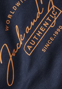 Jack & Jones FERRIS - Felpa - dunkelblau