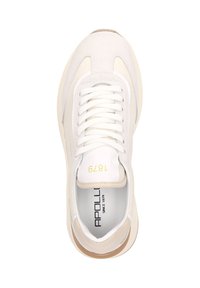 Weißer Sneaker mit einem Obermaterial aus glattem Leder, Wildlederakzenten, runden Schnürsenkeln und einer Gummisohle. Mit Branding auf der Zunge und der Seite.