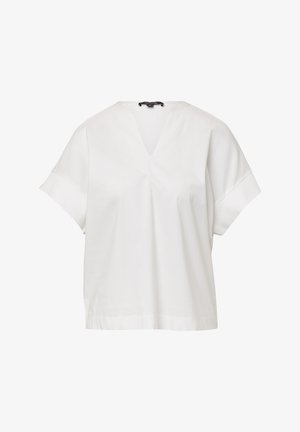 Biała bluzka z krótkim rękawem i dekoltem w serek, wykonana z lekkiego materiału, z luźnym krojem i wywiniętymi mankietami.