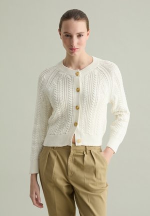 PIOMBO Cardigan - white