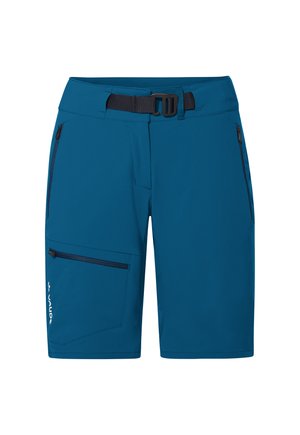 Blaue Outdoor-Shorts mit schwarzem verstellbarem Schnallen-Gürtel, Reißverschlusstaschen auf beiden Seiten und einer Reißverschlusstasche am linken Oberschenkel.