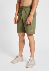 Hummel HMLLGC JEREMY - Korte sportsbukser - four leaf clover