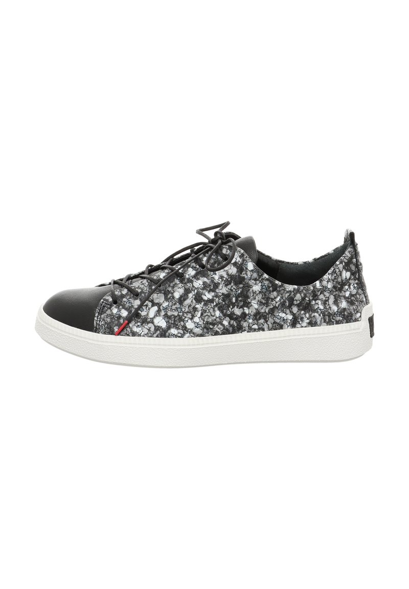 Sneakers with a black leather toe cap, grey and white speckled fabric upper, flat laces, and a white rubber sole. Features a red accent.