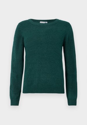 Pulover verde închis, confecționat dintr-un material moale, cu guler rotund și mâneci lungi, având manșete și tiv ribbate.