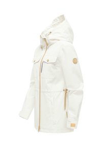 Biela bunda s kapucňou, predným zipsom, dvoma náprsníkovými vreckami s chlopňami, sťahovacími šnúrkami na bokoch v páse a okrúhlou nášivkou s logom na ľavom rukáve.