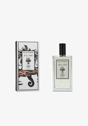 Bottiglia di profumo in vetro trasparente con tappo nero, accanto a una scatola decorata con un design di cavalluccio marino e testi che descrivono la fragranza.