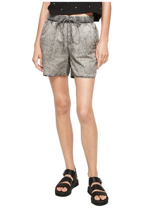 REGULAR - Denim shorts - grey