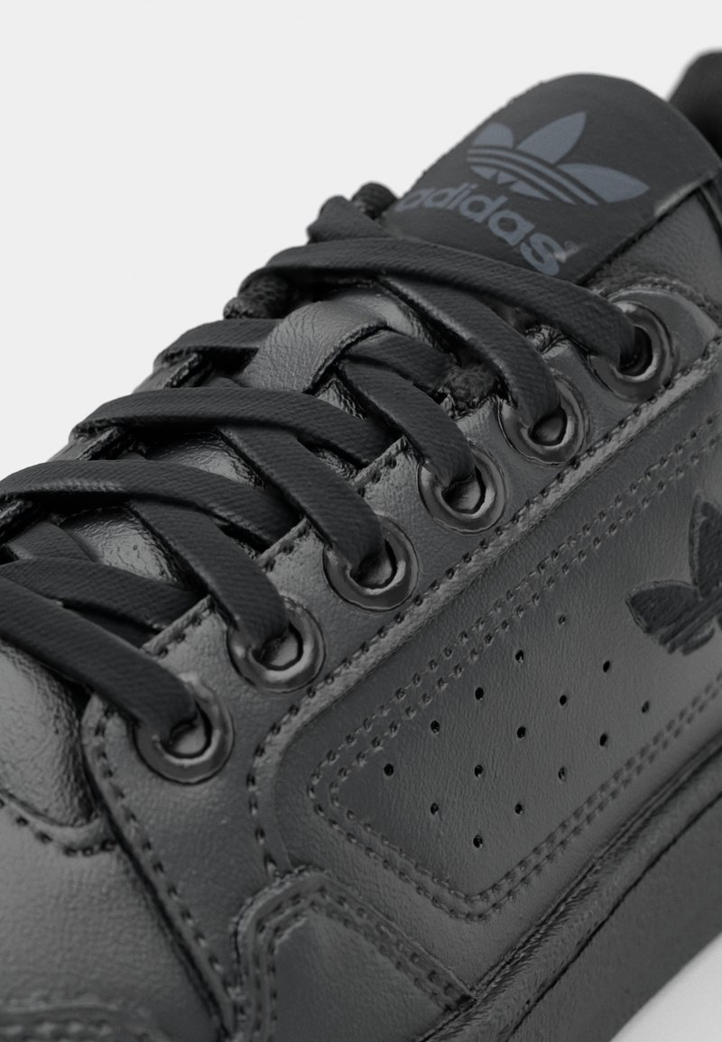 adidas gazelle silver green womens Men's adidas Samoa Shoes Triple Black IG1817 main image 0
