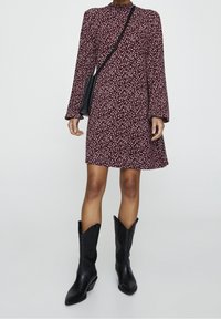 PULL&BEAR Vapaa-ajan mekko - bordeaux