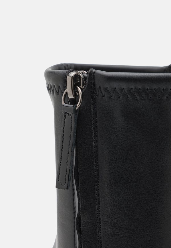 BOOTIE - Platform ankle boots4